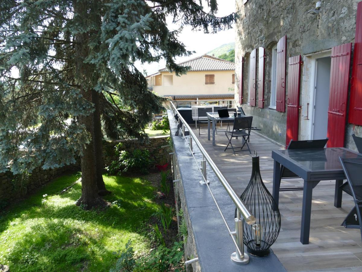 Chambres D'Hotes "Au Pied De La Bealiere" Montpezat-sous-Bauzon Luaran gambar