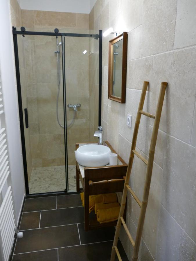 Chambres D'Hotes "Au Pied De La Bealiere" Montpezat-sous-Bauzon Luaran gambar